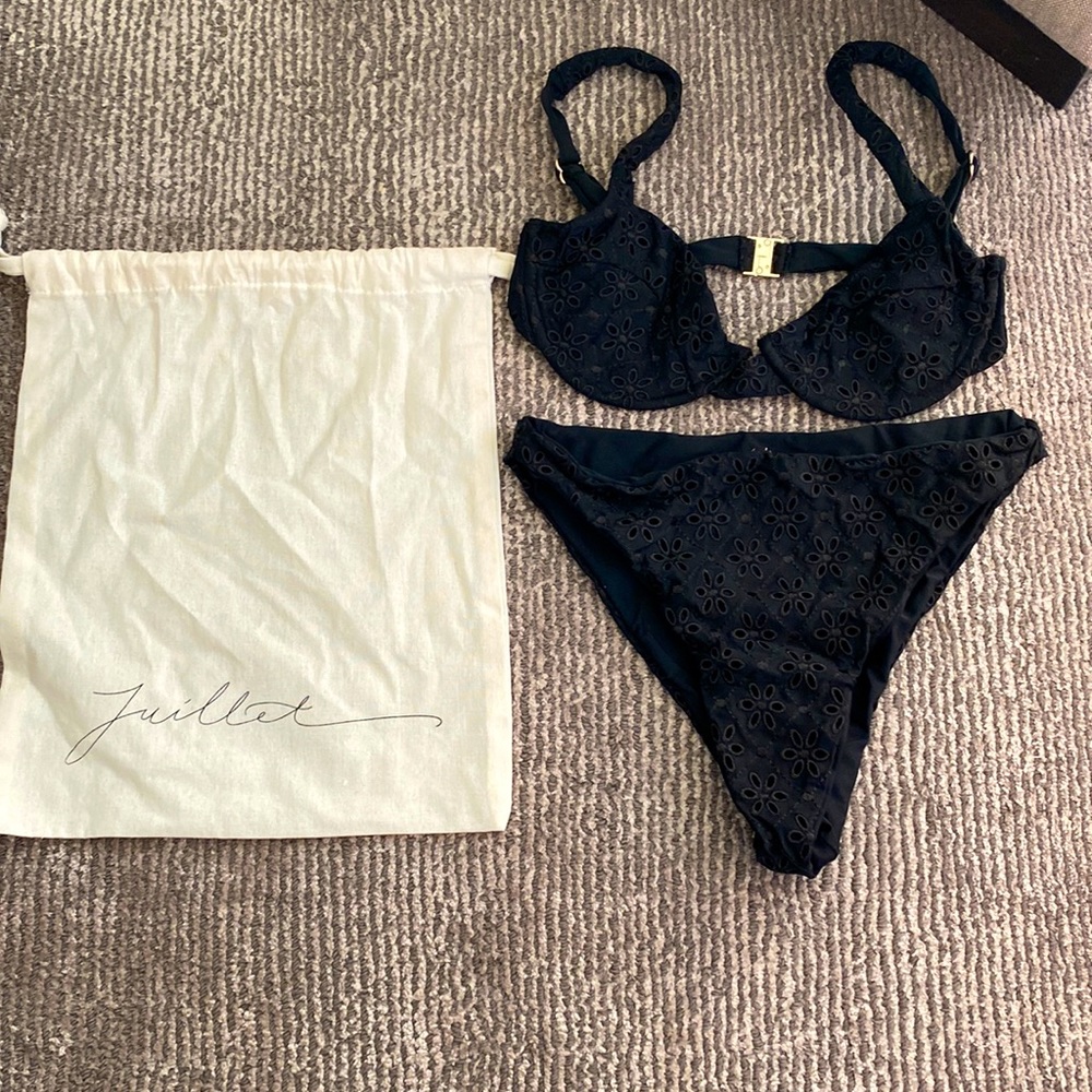 Juillet black, printed two-piece bikini.